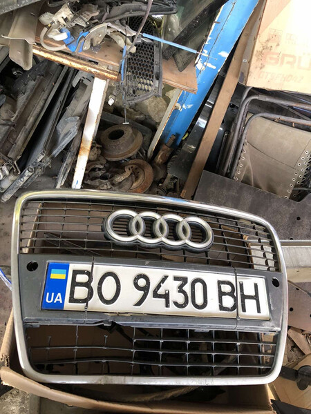 Решетка бампера Audi A6 C6 универсал 2006 г.  2.7 л дизель Тернополь