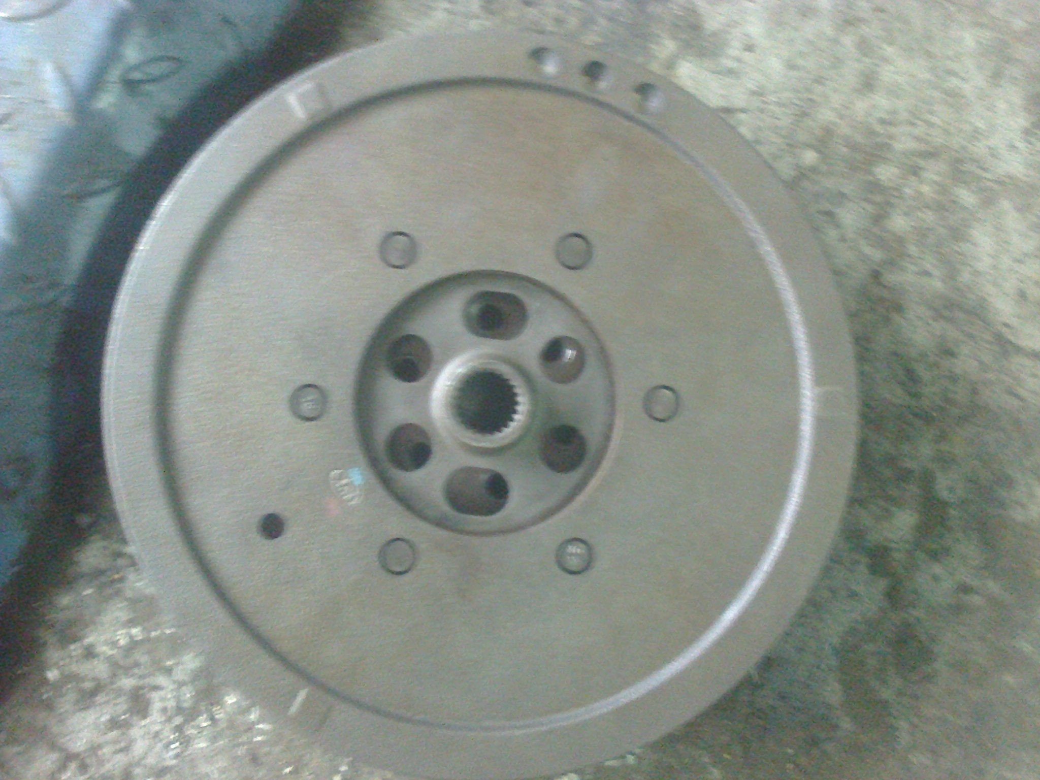 Маховик 06B105317   Audi A4