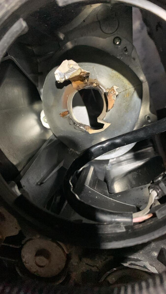 Відбивач світла фари, отражатель фари Nissan Teana J31  2006 2.0 Бензин 