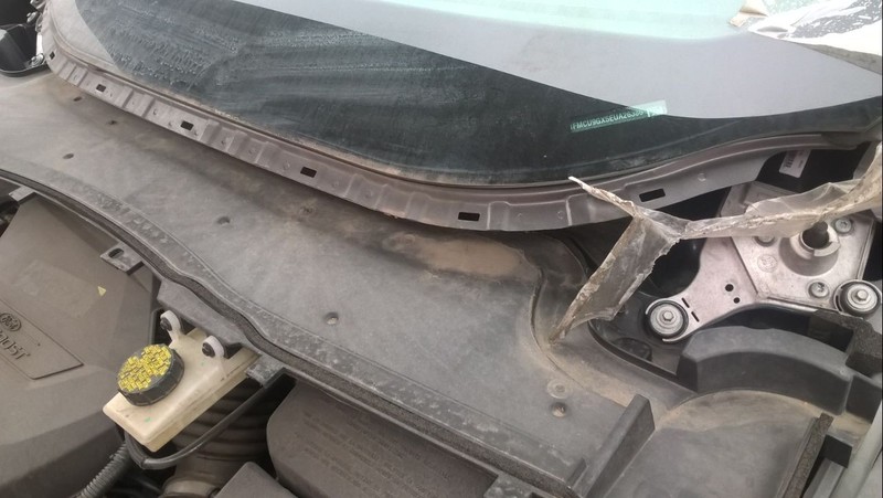 Палки дворников, жабо под дворники Ford Kuga 2  2013 2.0 Бензин Харьков