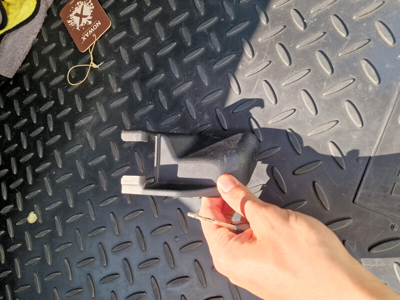 Заглушка сиденья Subaru Outback 2005 г.