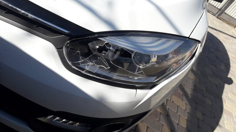 Фaра передняя левая, значек Renault Megane 3  2014 универсал 1.6 Бензин Хмельницкий