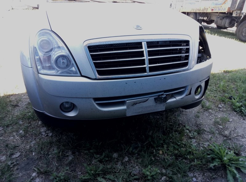 Бампер передний, фара левая, туманка л, крыло л, подкрылок л SSangYong Rexton  2012 2.7 Дизель 