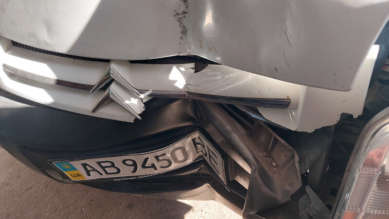 Бампер передний Citroen Berlingo 2006 г.  2.0 л дизель Хмельник