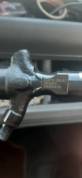 Форсунка Toyota Hiace 2006 г.