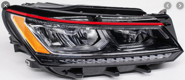 Фара правая 561941774C   Volkswagen Passat