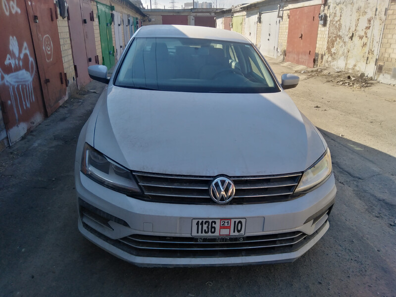 Пластик бампера Volkswagen Jetta 6  2014 2.0 Бензин Киев