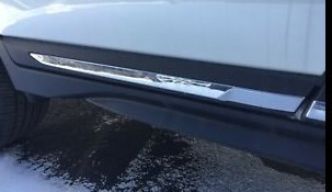 Молдинг двері Nissan Rogue  2018 2.5 Бензин 