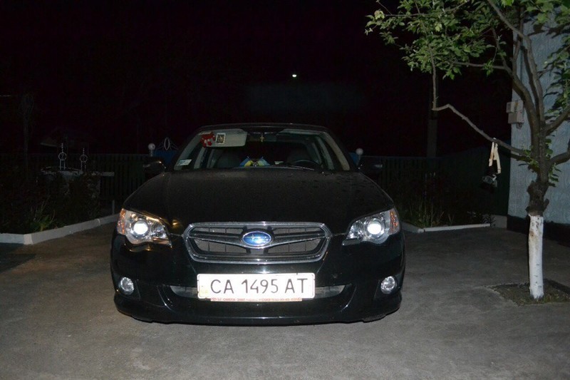 Капот, решетка радиатора, фара права Subaru Legacy 4  2008 2.0 Бензин Кировоград
