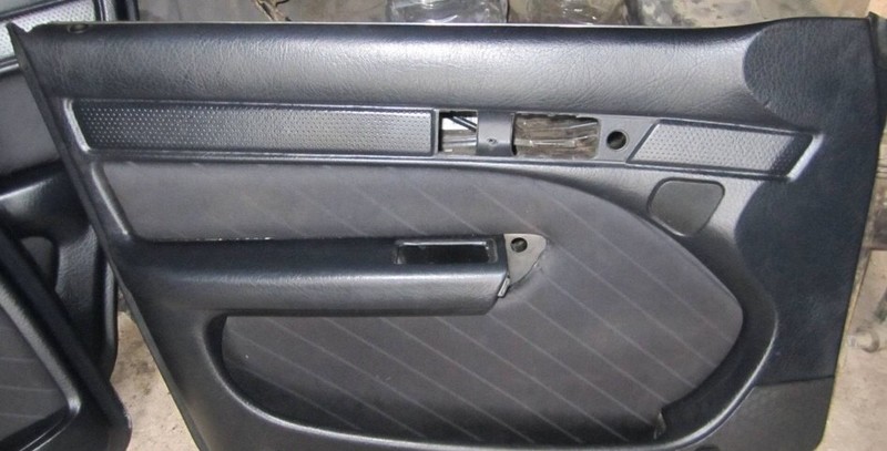 Дверная карта Audi A6 C4  1995 2.8 Дизель Киев