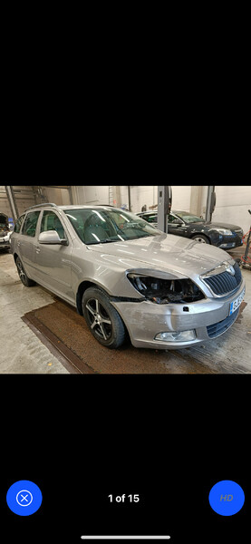 Фара передняя правая Skoda Octavia A5 универсал 2010 г.  1.6 л дизель Ровно