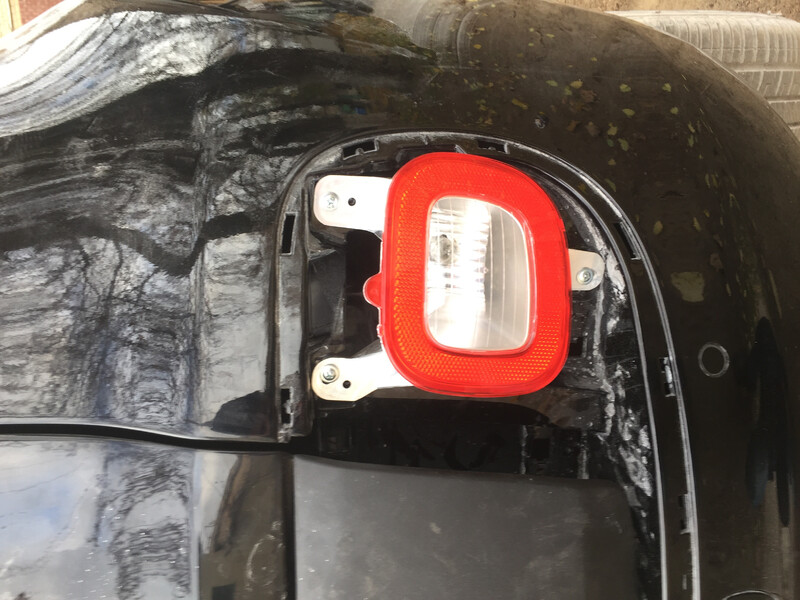 Накладка противотуманного фонаря задний Fiat 500L  2013 универсал 1.4 Бензин Одесса