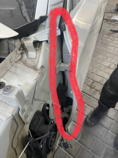 Пластик BMW 5 Series  2017 2.0 Гибрид Одесса