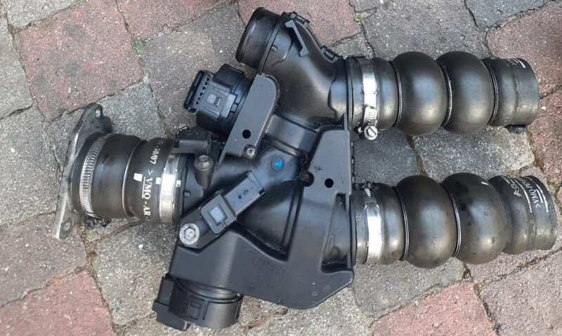 Дроссельная заслонка Peugeot Partner  2009 1.6 Дизель Смела