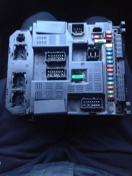 Блок BSI 9636 760580 F   Peugeot 307