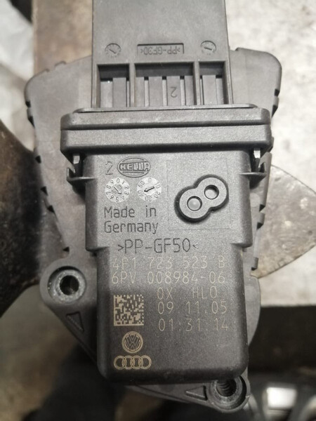 Педаль газа электро Audi A6 C6  2007 3.0 Бензин Киев
