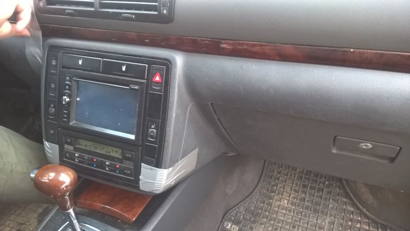 Борода-низ торпеди. рамка під магнітолу. молдинг накладка під дерево Volkswagen Sharan  2000 1.8 Бензин 