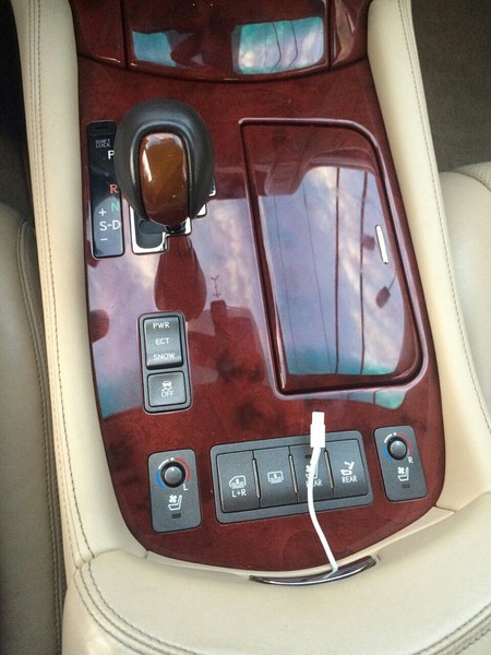 Накладка по ручку переключения передач Lexus LS 460 2008 4.6 Бензин Киев