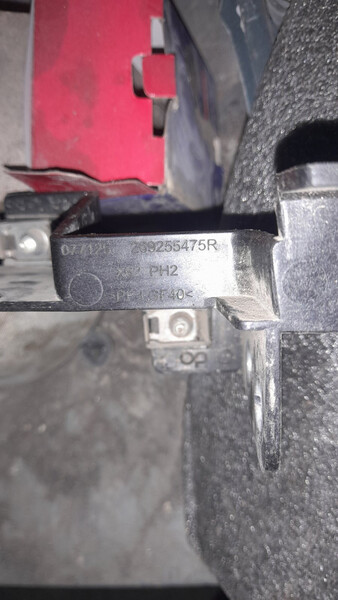 Направляющая фар бамперна Renault Master 2020 р.  2.5 л дизель Хмельницький