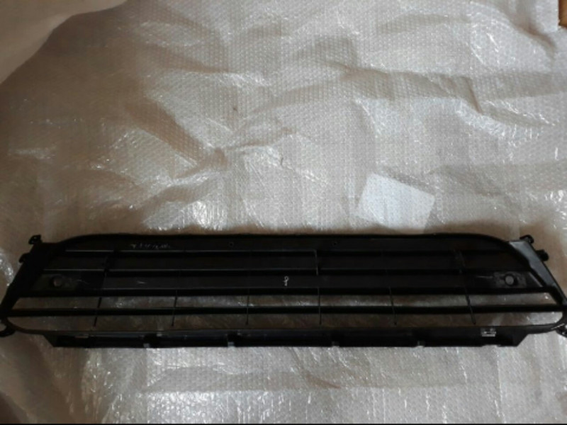 Решетка бампера Lexus RX 350 long 2018 г.  3.5 л бензин Белая Церковь