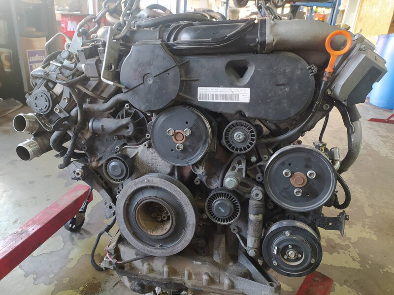 Двигун 059100031J   Audi Q7, Volkswagen Touareg