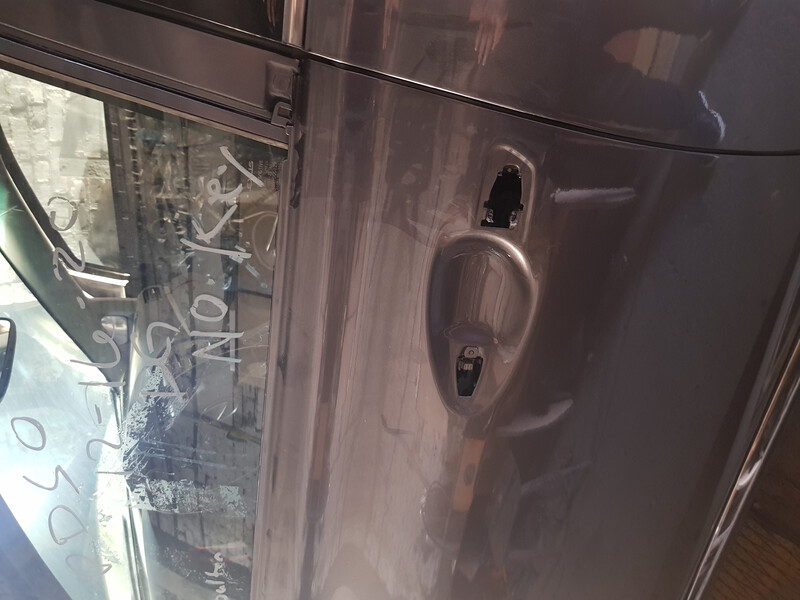 Уплотнители резиновые ручки двери Lexus RX 350 2013 г.  3.5 л бензин Винница