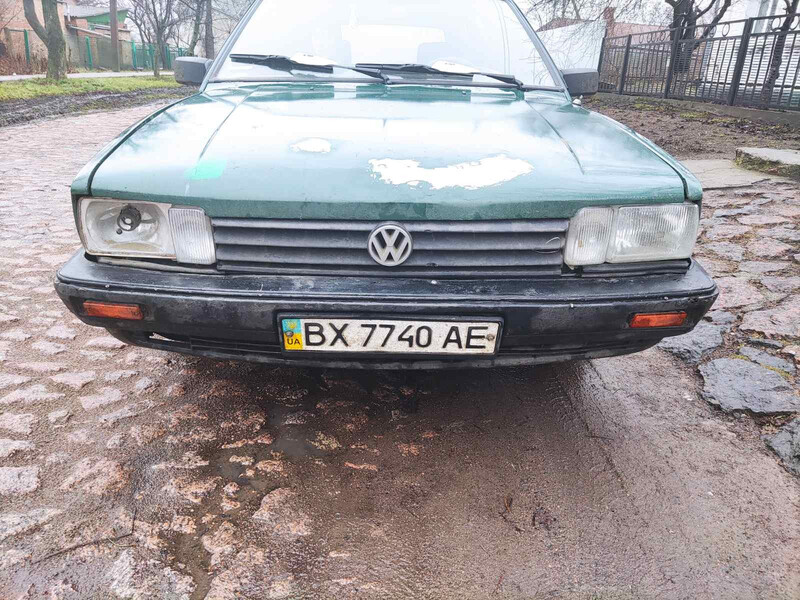 Фара передняя Volkswagen Passat 2 универсал 1988 г.  2.2 л бензин Новоукраинка