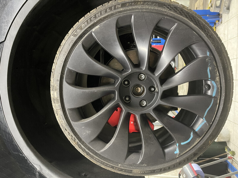Диск 21 9.5 performance Tesla Model Y хэтчбек 2022 г.  75.0 л электро Днепр