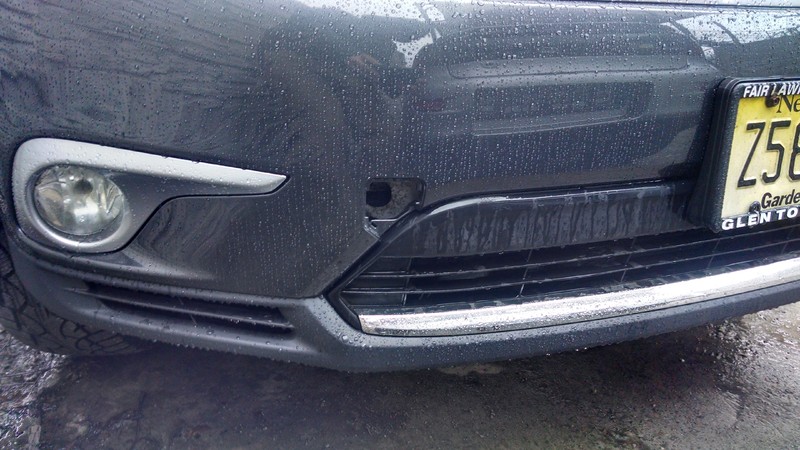 Правая заглушка переднего бампера Toyota Highlander  2010 3.5 Бензин 