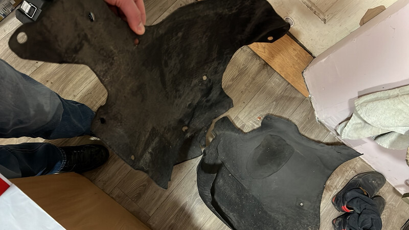 Підкрилок передній правий Tesla Model S 2015 р.  90.0 л электро Бровари