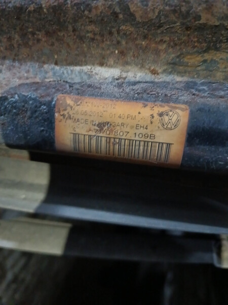 Усилитель бампера Volkswagen Touareg  2012 3.0 Дизель 