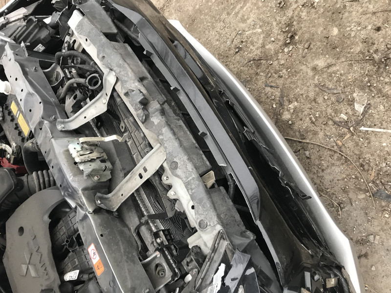 Крепление бампера Mitsubishi Outlander 3  2017 2.4 Бензин Киев