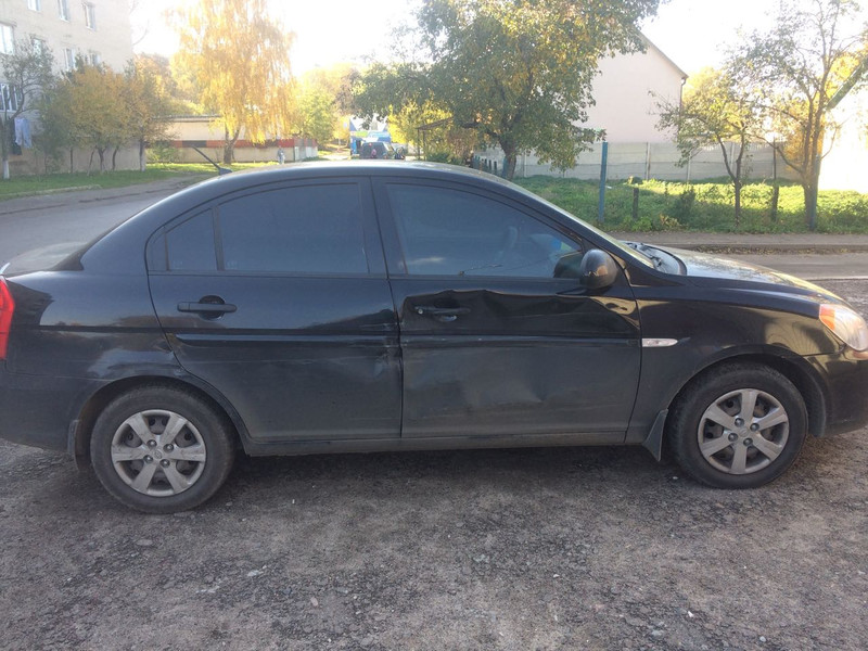 Двери правые Hyundai Accent  2009 1.5 Дизель Днепр