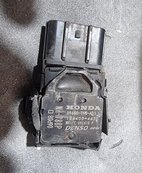 Датчик парктроника Honda Accord  2012 