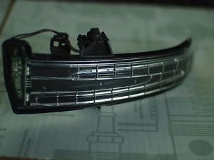 Повторитель поворота левый A2129067201   Mercedes E-Class, Mercedes GLK-Class