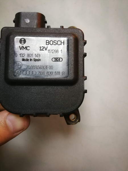 Сервопривод заслонки печки Audi A4 1.8 Турбо 1999 1.8 Бензин Краматорск