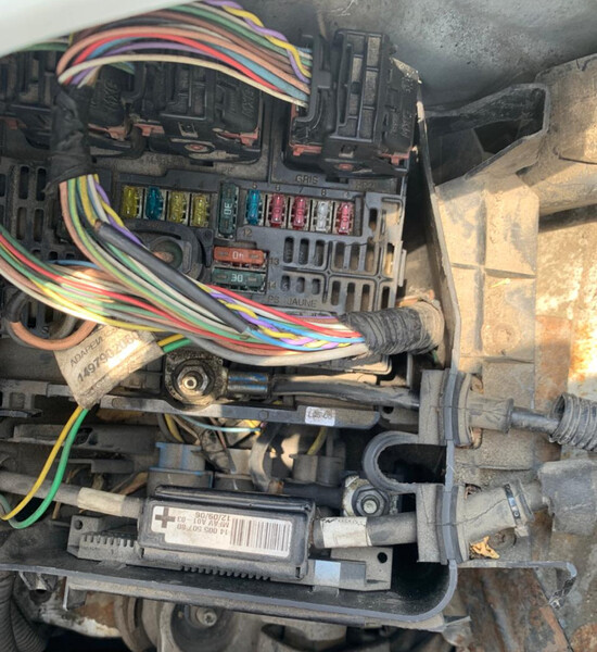 Блок предохранителей Citroen Jumpy универсал 2008 г.  2.0 л дизель Киев