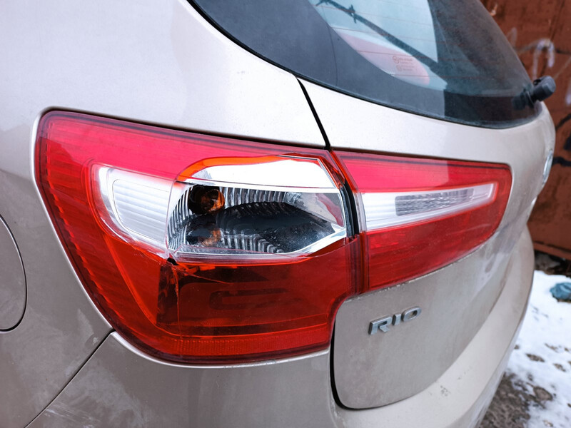 Фонарь задний левый Kia Rio 3 хэтчбек 2012 г.  1.6 л бензин Днепр