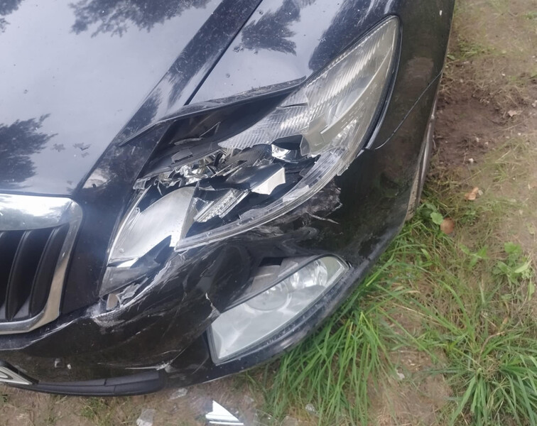 Фара передняя Skoda Octavia A5 универсал 2012 г.
