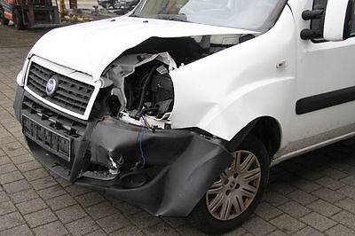 Рамка под левую фару Fiat Doblo 1,3Multijet 2007 1.3 Дизель Черкассы