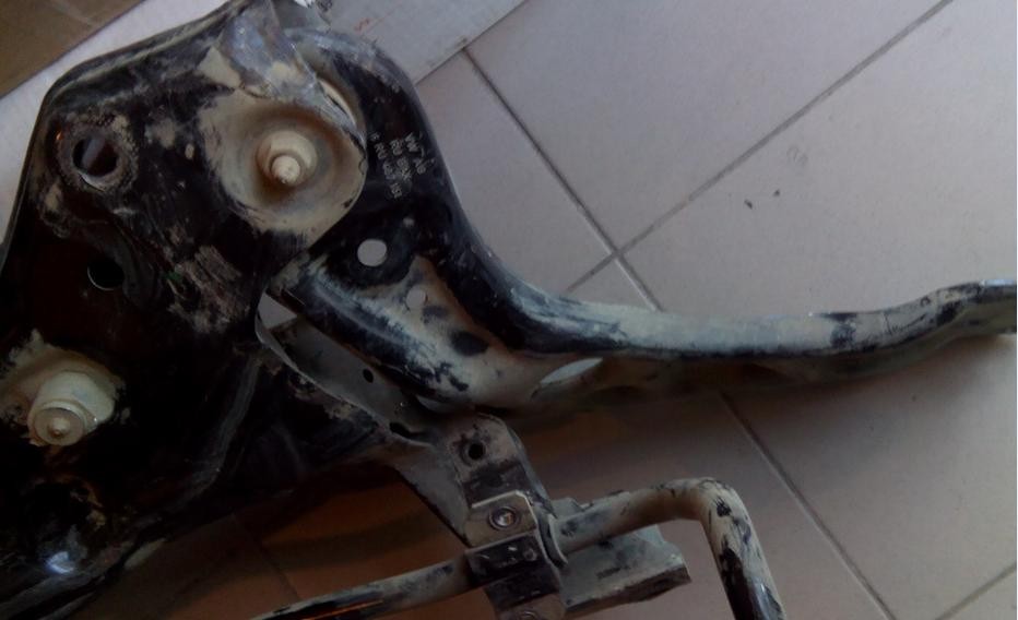 Важіль передній 6RU407151   Volkswagen Polo