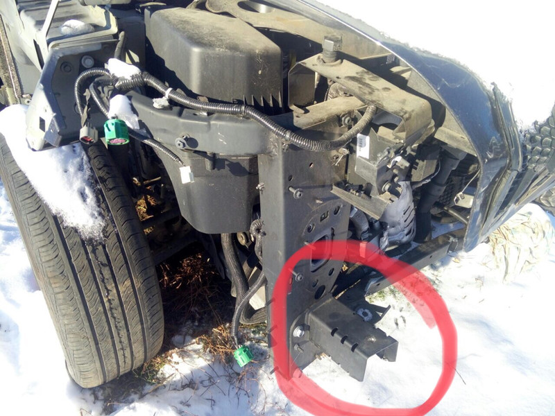 Кронштейн бампера Jeep Cherokee  2016 2.4 Бензин Хмельницкий