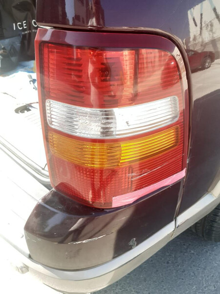 Задній правий стоп Ford Explorer  2008 4.0 Бензин 