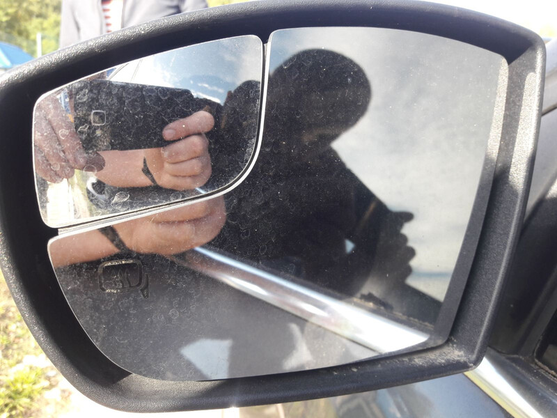 Правое зеркало с подогревом и нижней подсветкой Ford Focus 3  2017 2.0 Бензин 