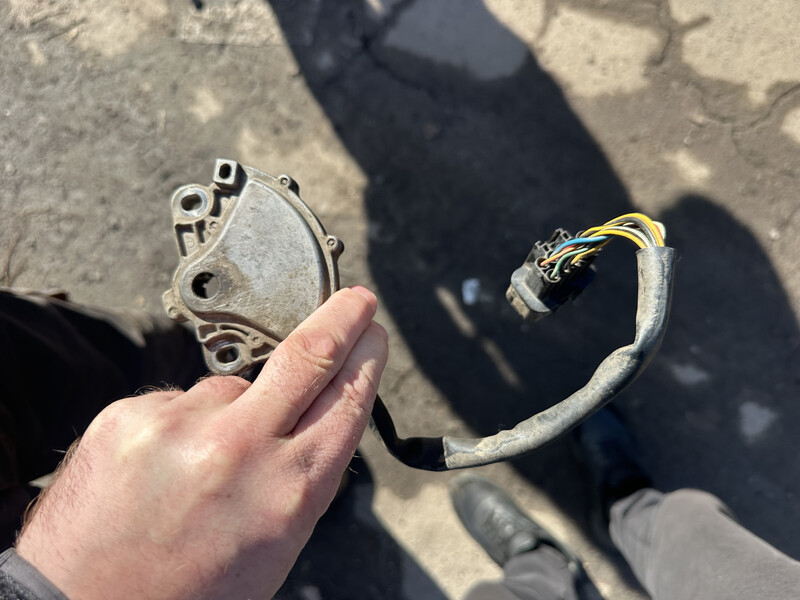 Інгібітор Mitsubishi Pajero Wagon  2007 универсал 3.2 Дизель Полтава