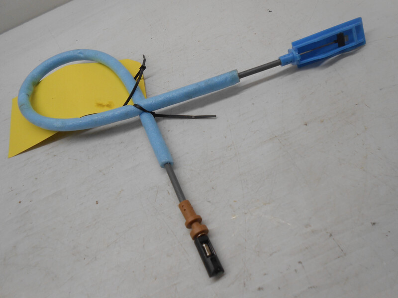 Трос открывания двери BMW X5  2022 3.0 Бензин 