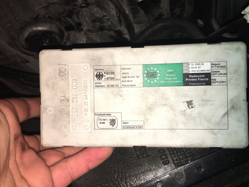 Вакуумный насос центрального замка Audi A4 B5  2000 1.9 Дизель Тернополь