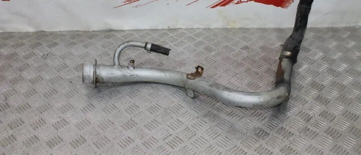 Заливна горловина бензобака Subaru Forester SF  1998 2.0 Бензин 