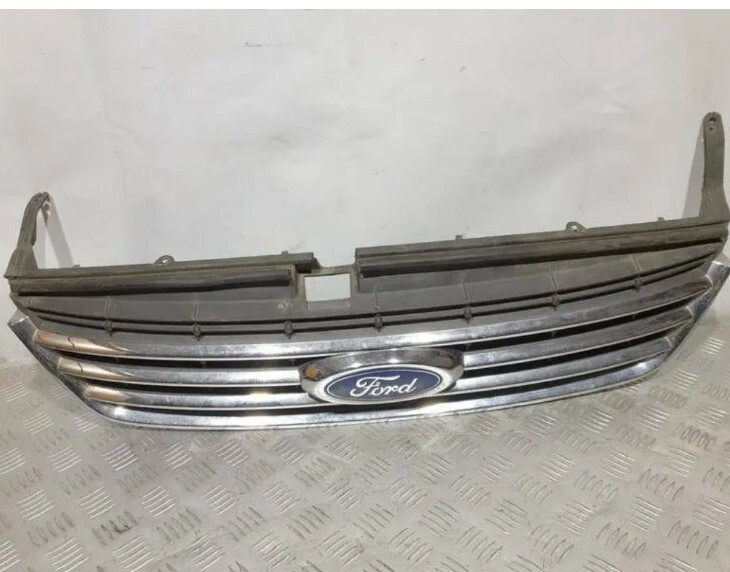 Решітка бампера Ford Mondeo 4  2010  Электро 