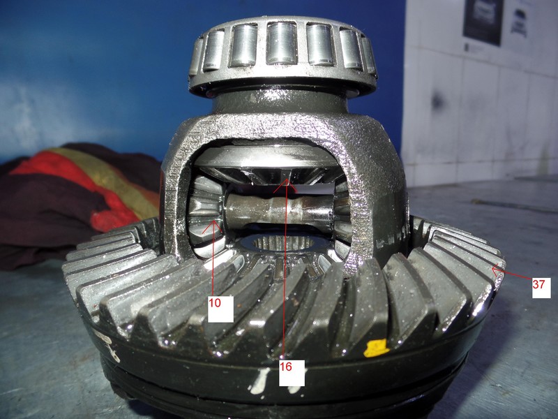 Редуктор заднего моста 27011AA990   Subaru Forester